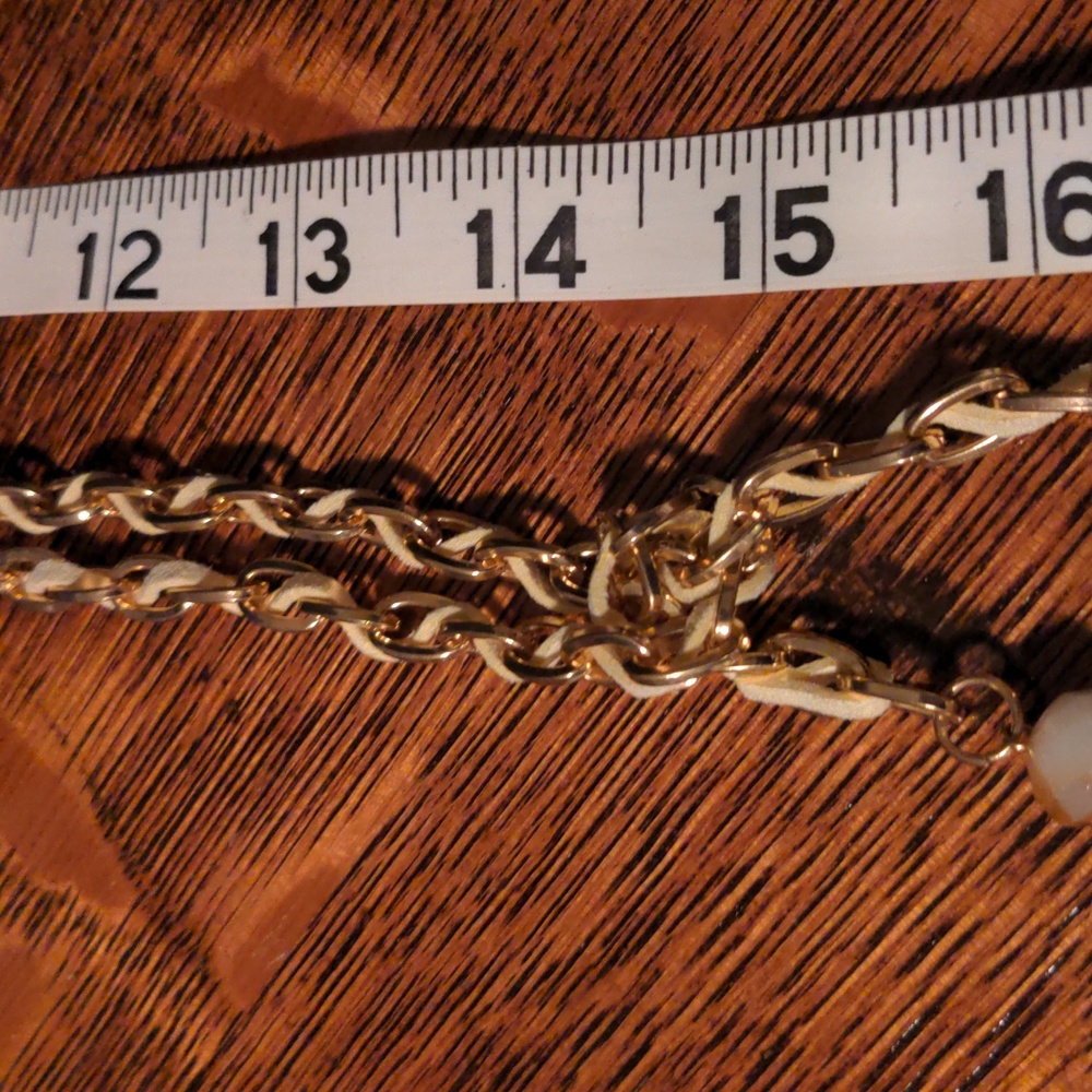 NWOT! Ivory Faux Leather and Gold Tone Chain Bead Tassel Knotted Necklace Belt - Picture 8 of 8